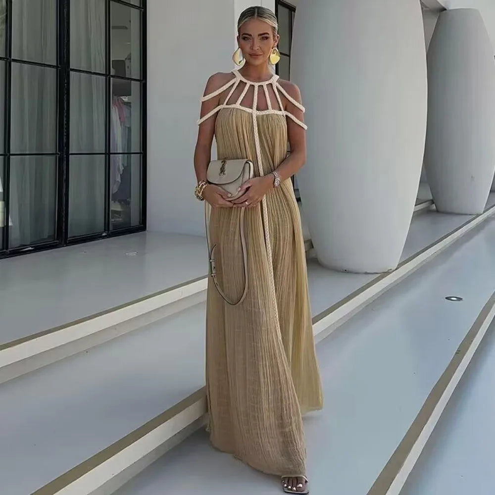 Gracefully Styled Dress for Any Occasion