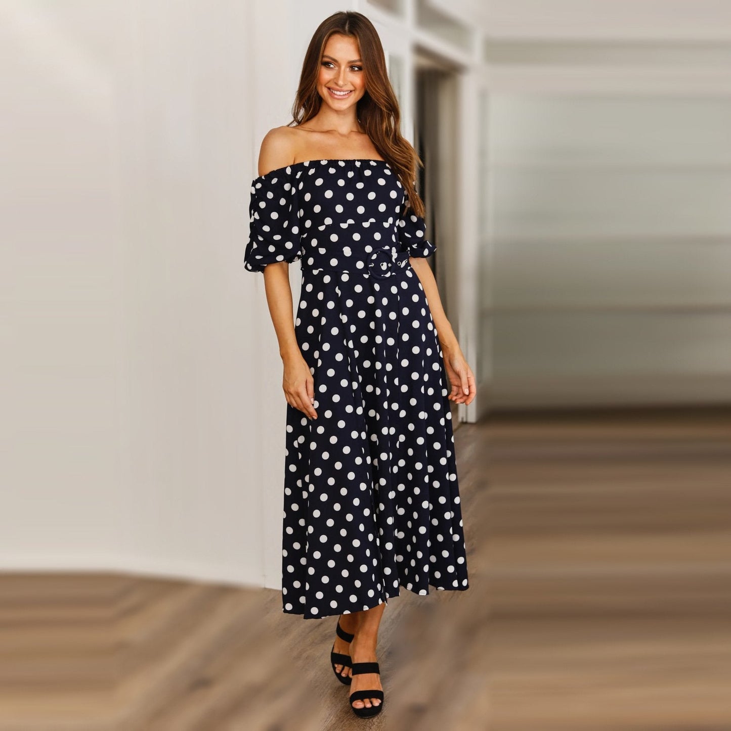 Classic Vintage & Enduringly Stylish Dress