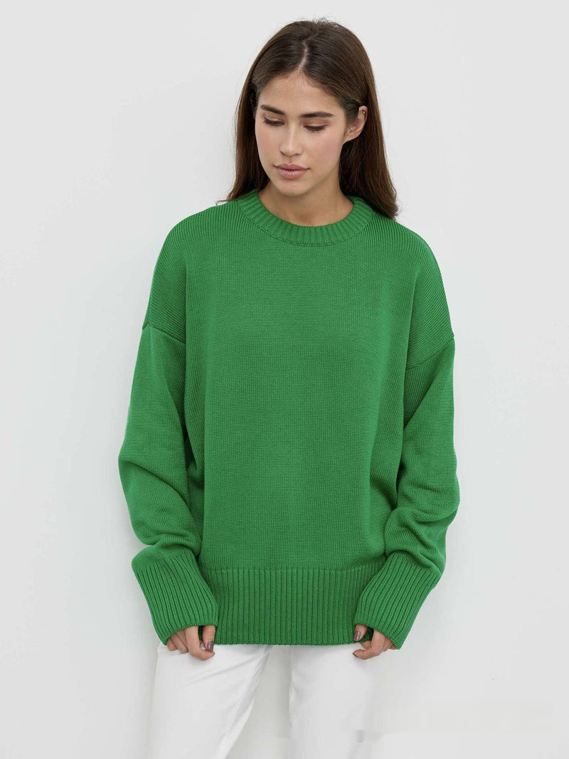 Effortlessly Elegant Sweater with a Timeless Design