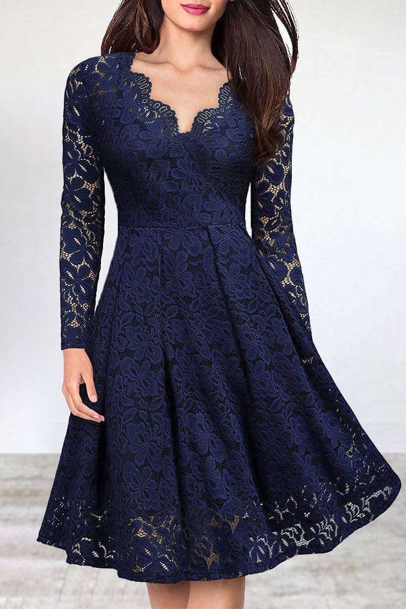 Beautifully Finished Dress in a Timeless Design