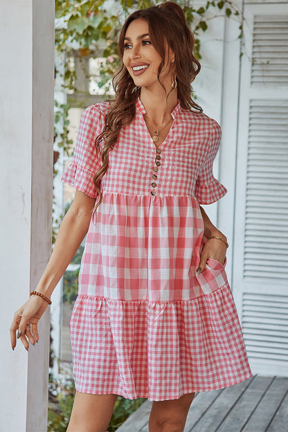Effortlessly Elegant Dress with a Timeless Design