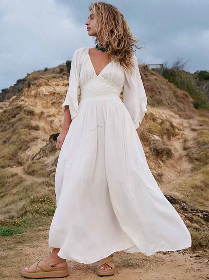 Sophisticated Dress with a Clean Classic Look