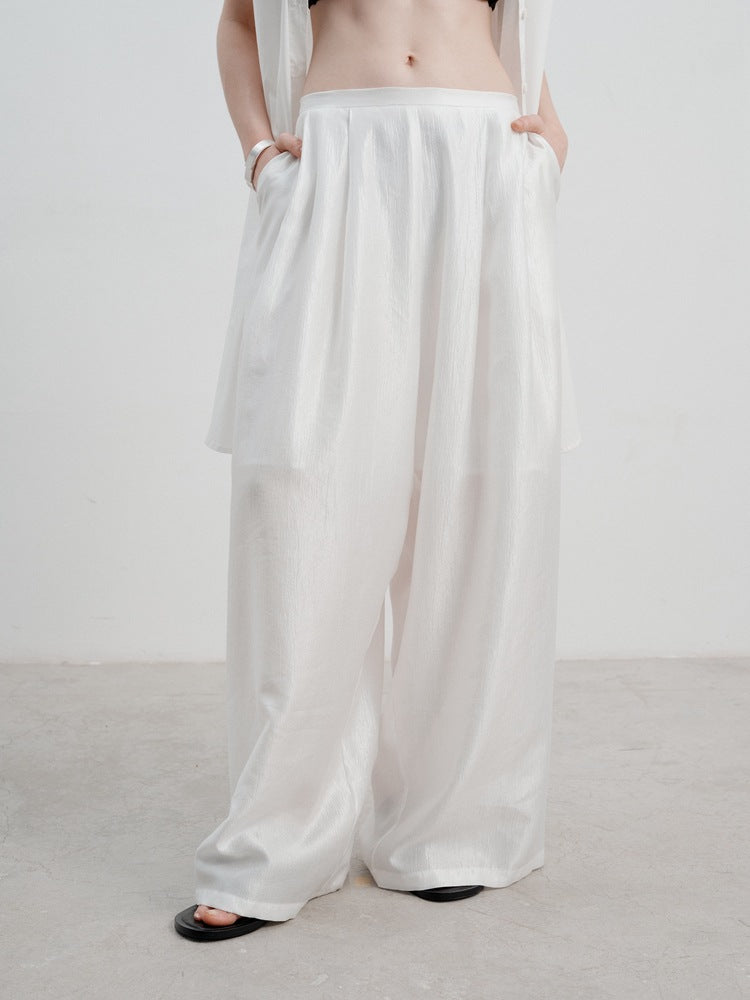 Sophisticated Pants with a Clean Classic Look