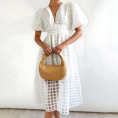 Polished Dress with an Effortless Classic Look