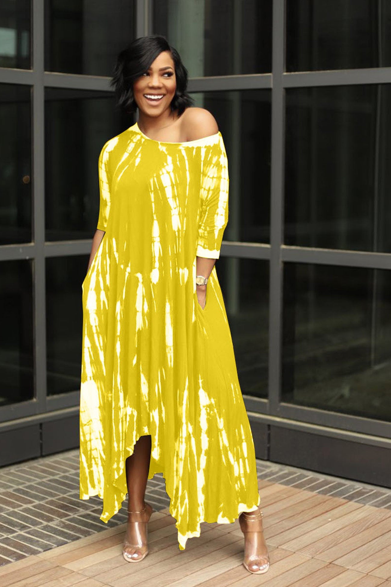 Gracefully Styled Dress for Any Occasion