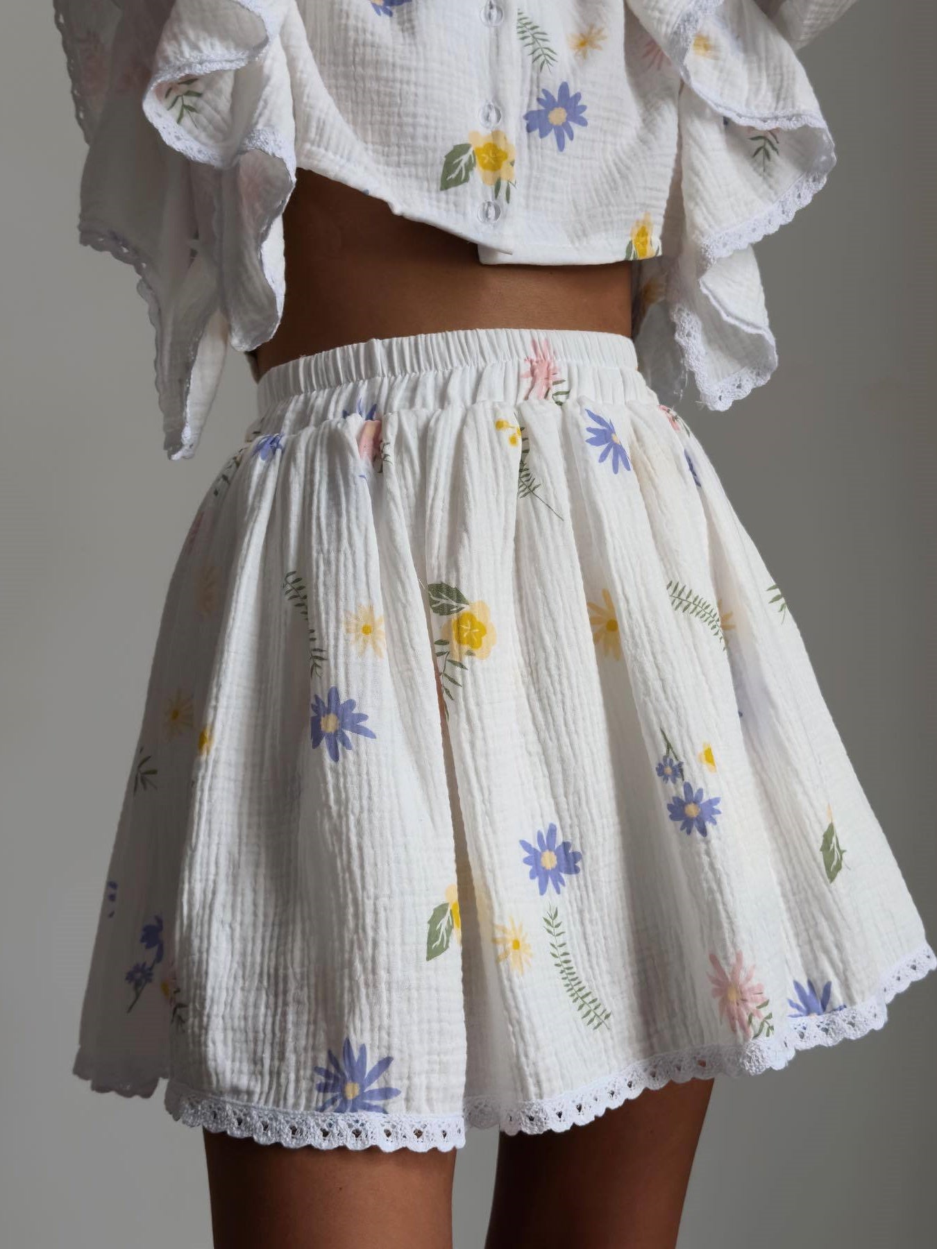 Sophisticated Garment with a Clean Classic Look