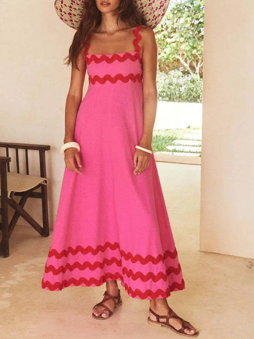 Sophisticated Dress with a Clean Classic Look