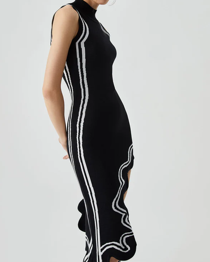 Gracefully Styled Dress for Any Occasion