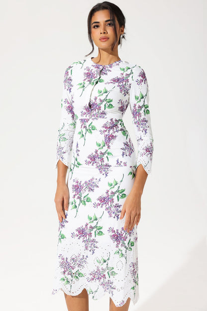 Gracefully Styled Dress for Any Occasion
