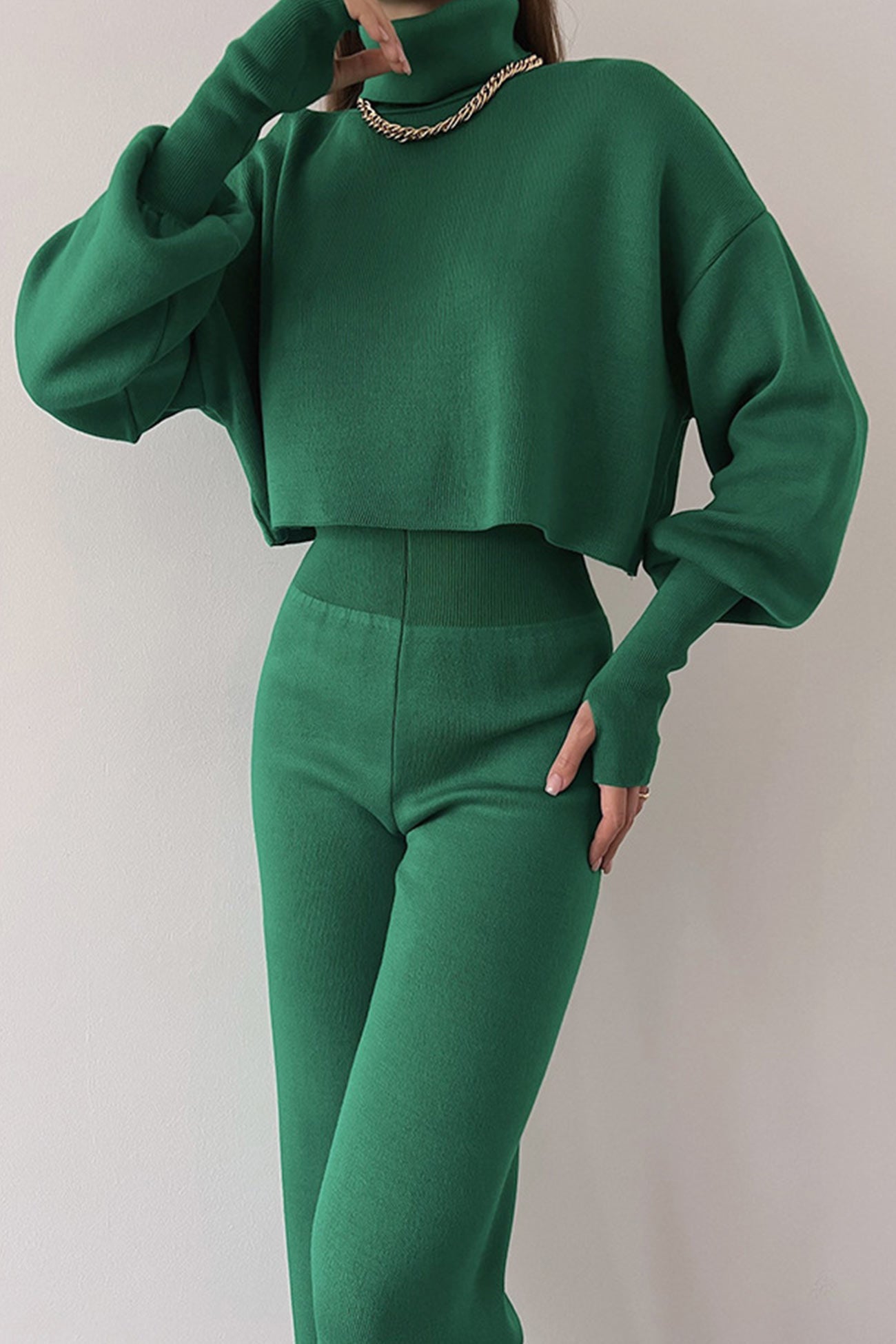 Classic Vintage Pants with a Flattering Fit