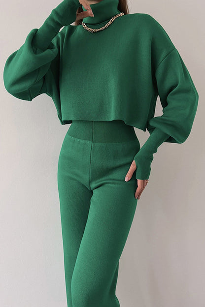 Classic Vintage Pants with a Flattering Fit