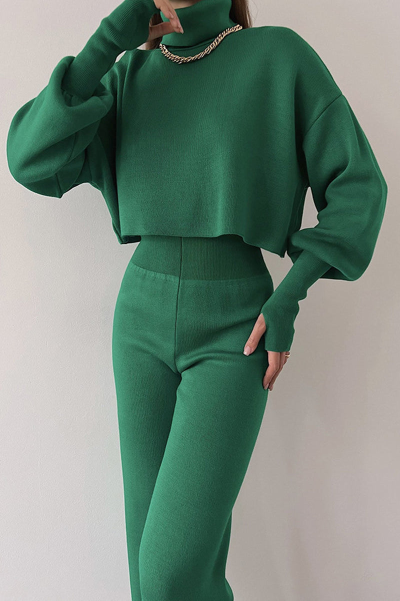 Classic Vintage Pants with a Flattering Fit