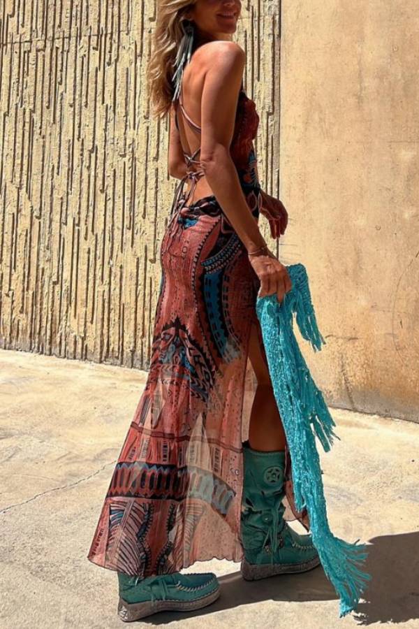 Gracefully Styled Dress for Any Occasion