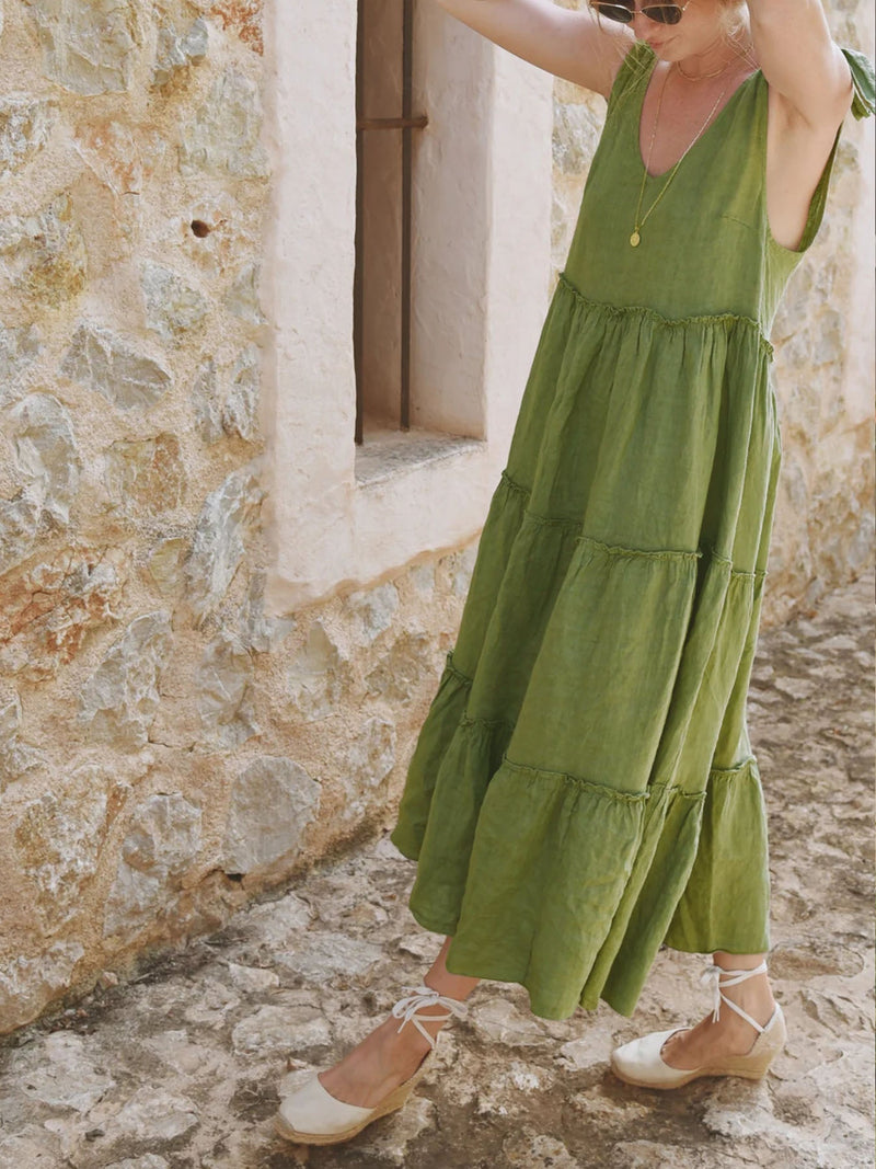 A Vintage Style Dress with Delicate Timeless Details