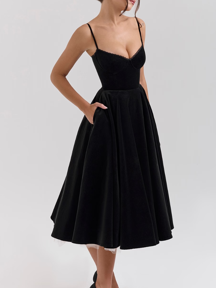 Effortlessly Elegant Dress with a Timeless Design