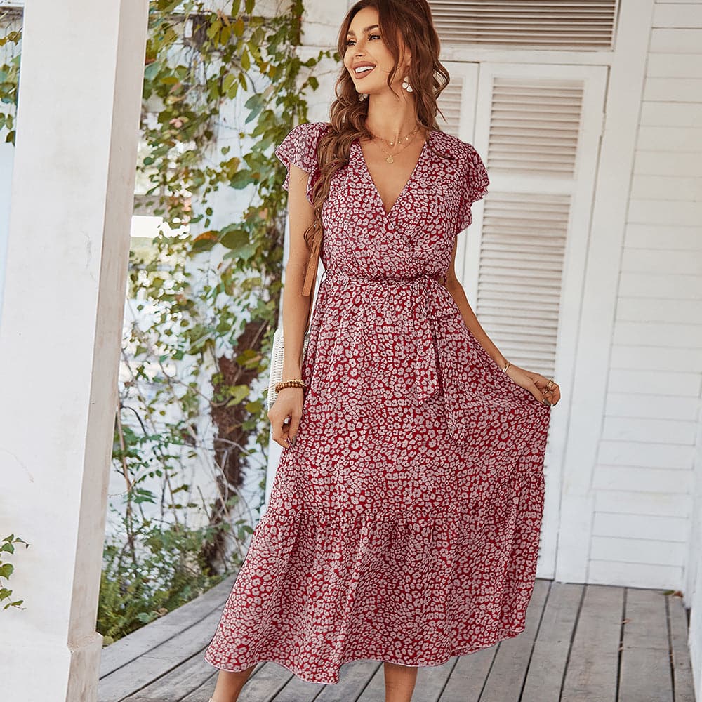 Well Tailored Dress with a Graceful Silhouette