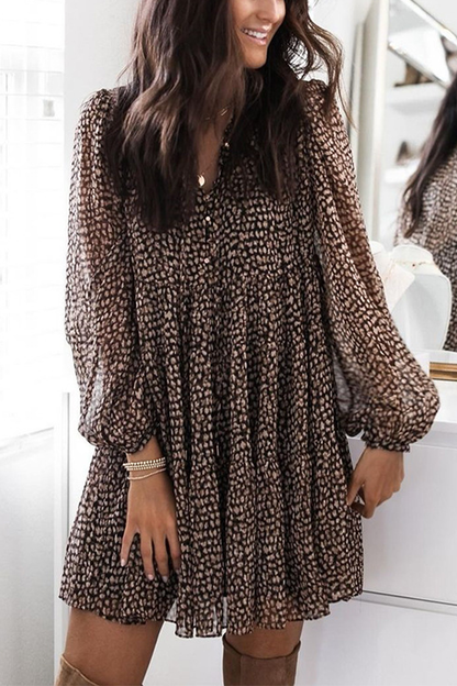 Sophisticated Dress with a Clean Classic Look