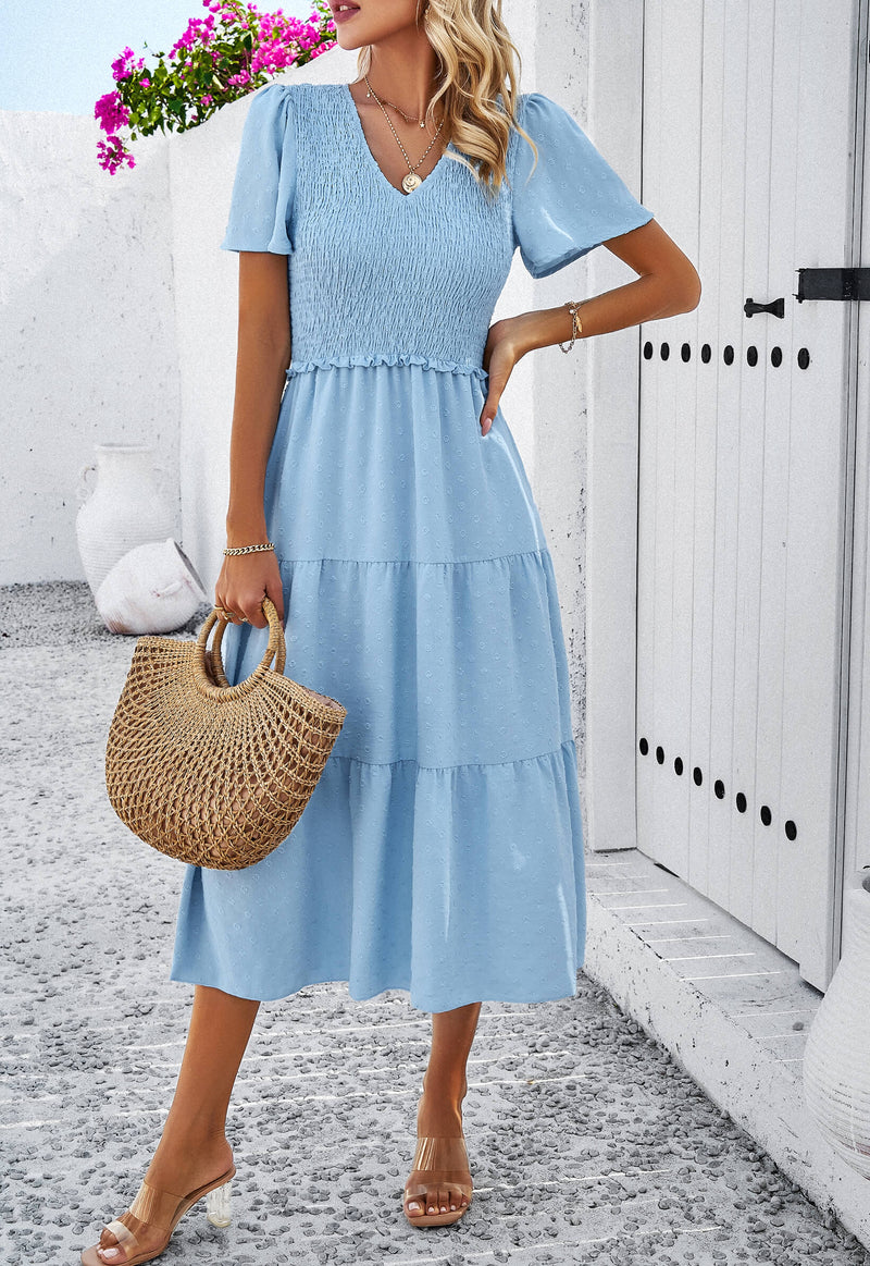 Gracefully Styled Dress for Any Occasion