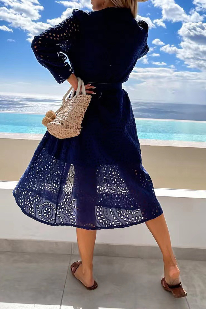 Beautifully Finished Dress in a Timeless Design