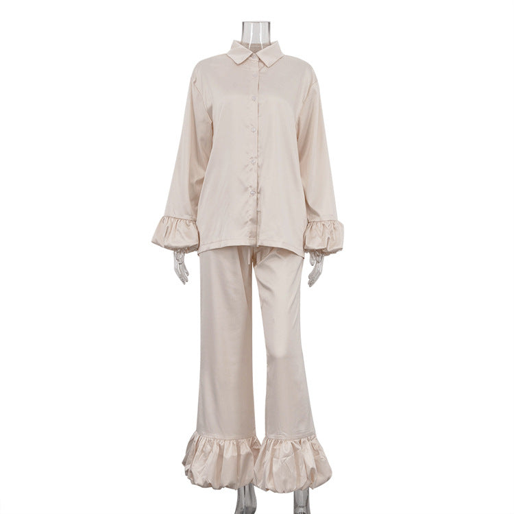 Sophisticated Trousers with a Clean Classic Look