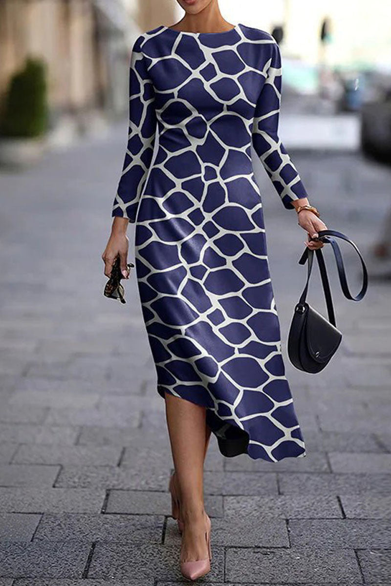 Sophisticated Dress with a Clean Classic Look