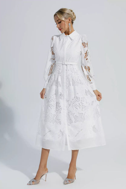 Well Tailored Dress with a Graceful Silhouette