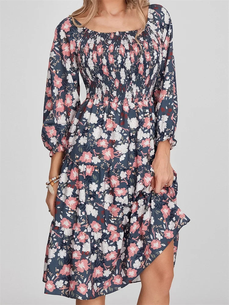 Beautifully Finished Dress in a Timeless Design