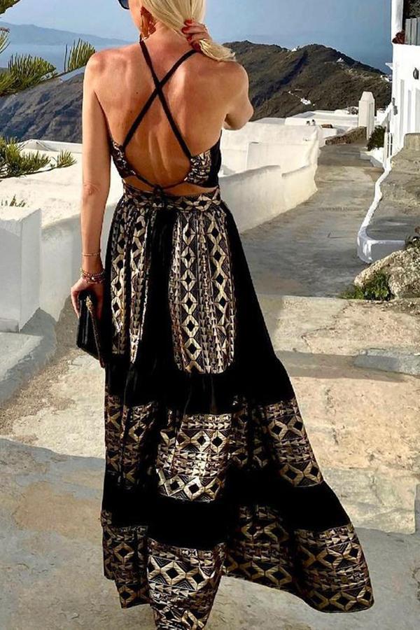Classic Vintage Dress with a Flattering Fit