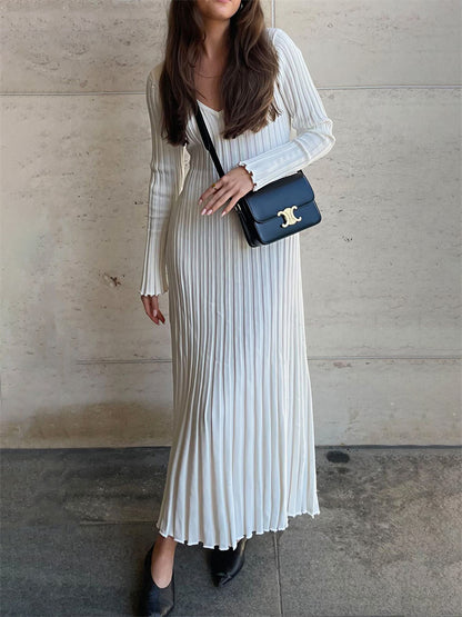Effortlessly Elegant Dress with a Timeless Design