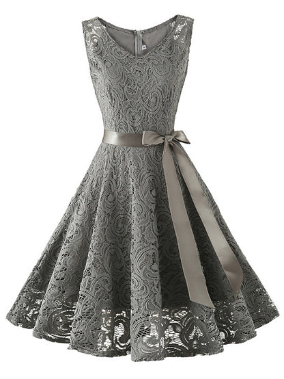 Classic Vintage Dress with a Flattering Fit