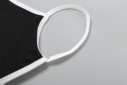 Well Tailored Garment with a Graceful Silhouette