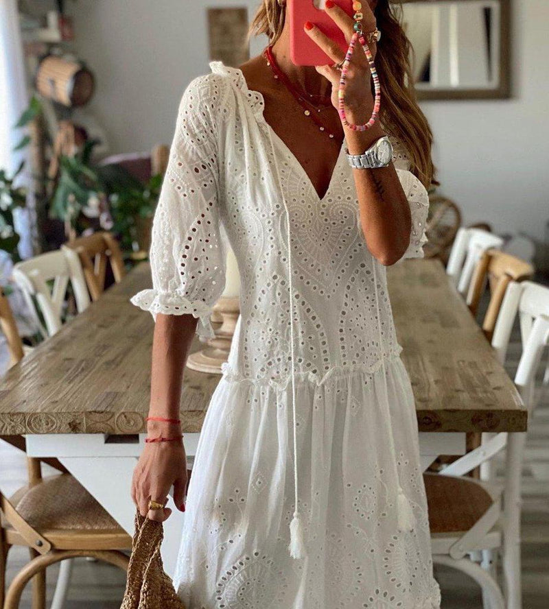 Sophisticated Dress with a Clean Classic Look