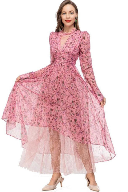 Beautifully Finished Dress in a Timeless Design