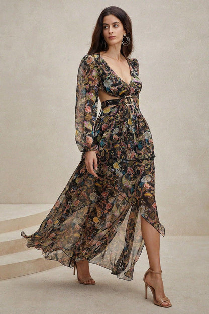 Classic Vintage & Enduringly Stylish Dress