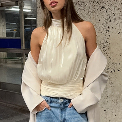 Polished Top with an Effortless Classic Look