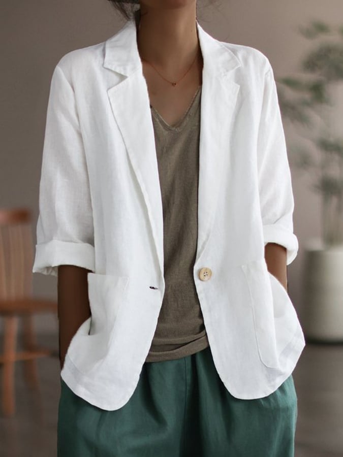 Classic Vintage Jacket with a Flattering Fit