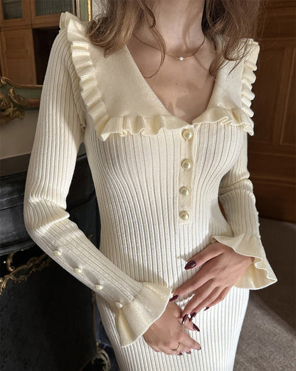 Beautifully Finished Sweater in a Timeless Design