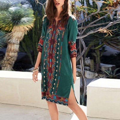 Classic Vintage & Enduringly Stylish Dress