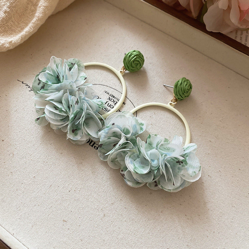 Beautiful Silver Earring with Unique Style