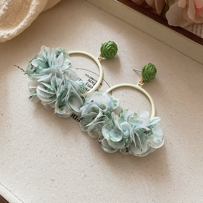 Beautiful Silver Earring with Unique Style