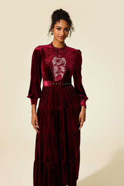 Classic Vintage Dress with a Flattering Fit
