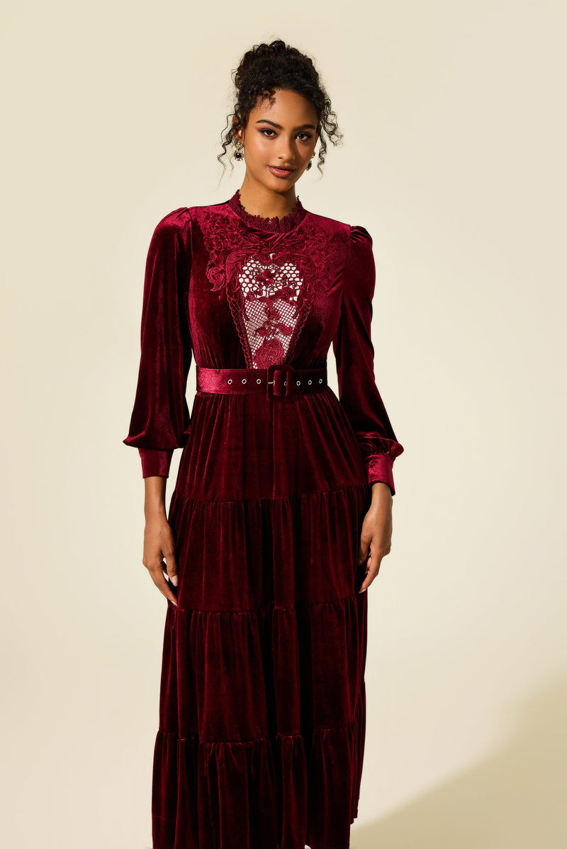 Classic Vintage Dress with a Flattering Fit