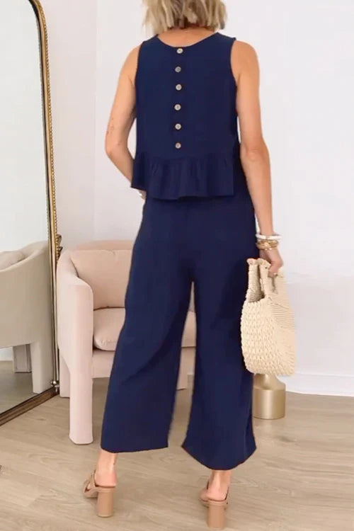 Gracefully Styled Pants for Any Occasion