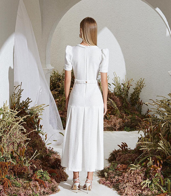 Beautifully Crafted Dress in a Classic Style