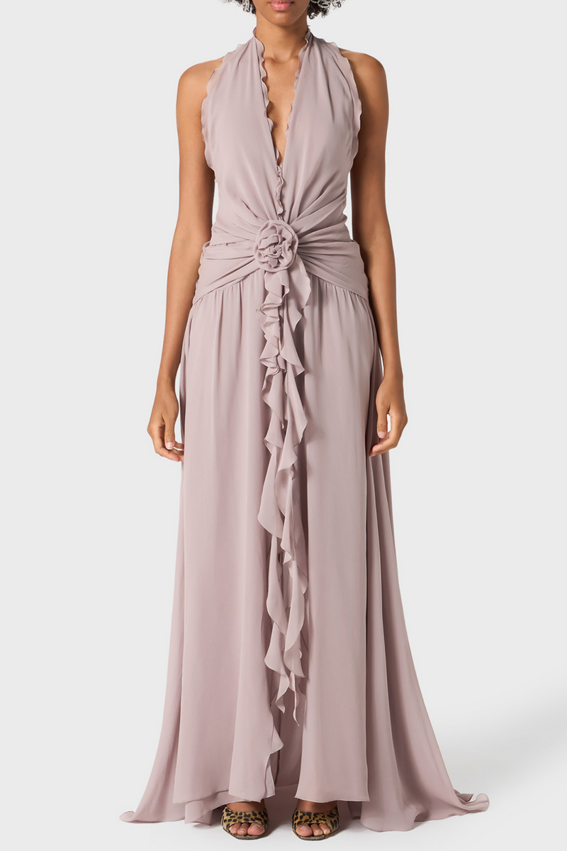 Beautifully Finished Dress in a Timeless Design