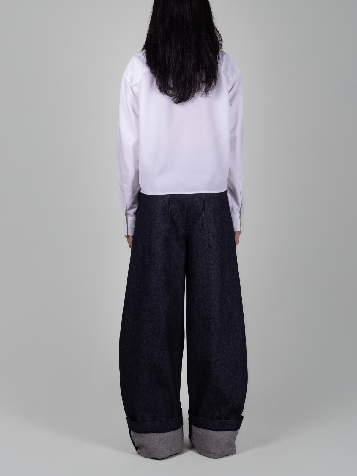 Well Tailored Garment with a Graceful Silhouette