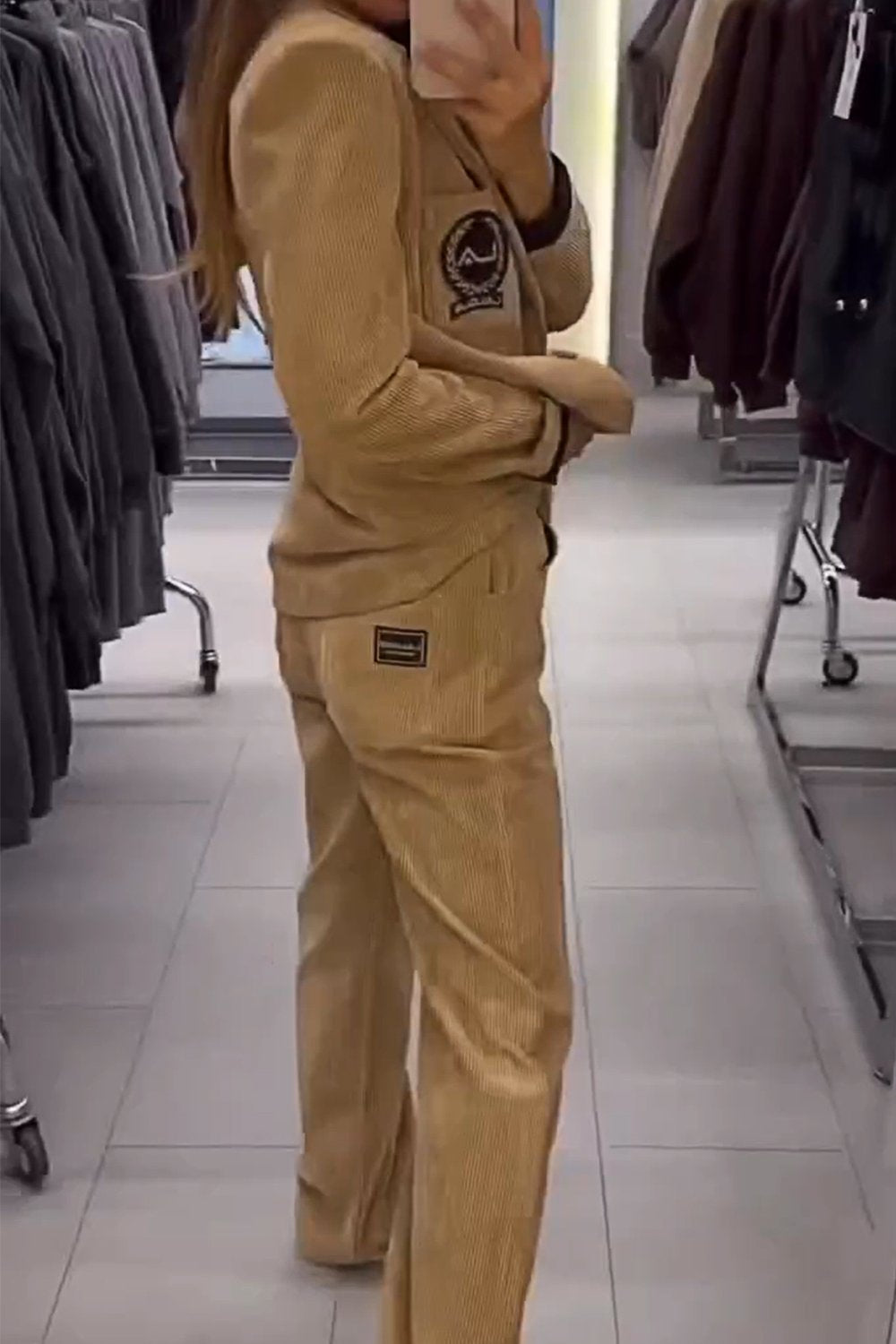 Gracefully Styled Jacket for Any Occasion