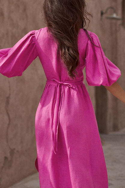 Classic Vintage Dress with a Flattering Fit