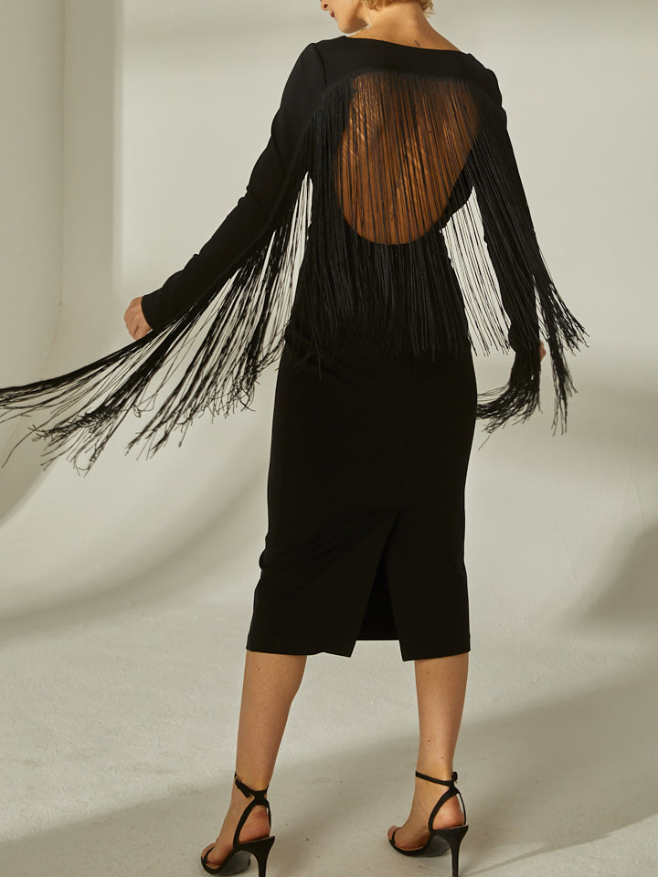 Effortlessly Elegant Dress with a Timeless Design