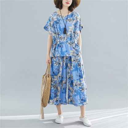 A Vintage Style Pants with Delicate Timeless Details